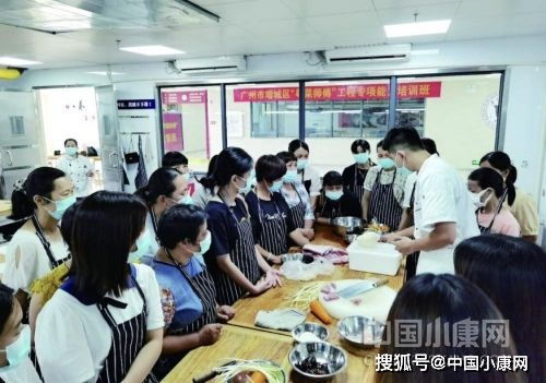 中年人再就业现状与培训路径探析——以绥宁人才市场为例